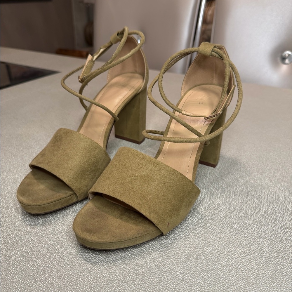 H&M Olive Suede Block Heel Sandals